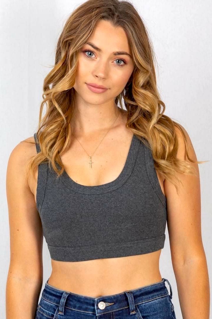 -Ribbed Sports Bra- Best of both worlds between a supportive sports bra and a crop top.  Wear this alone or wear as a base for layering!   lined,  removable bra pads, lightweight ribbed knit, 95% Cotton, 5% Spandex.